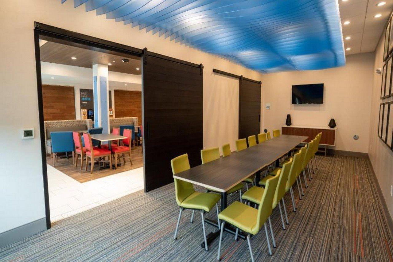 Holiday Inn Express & Suites Richburg By Ihg Zewnętrze zdjęcie